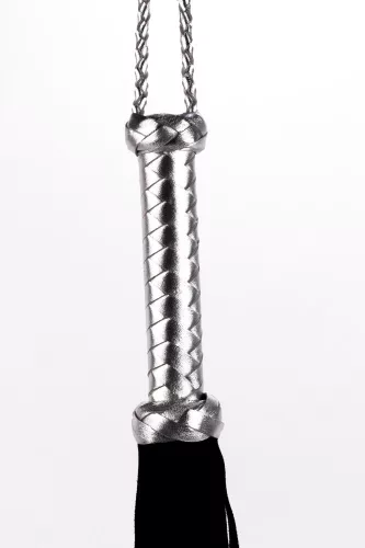 Flogger con manico in pelle metallica e code in pelle in suede nere 18"