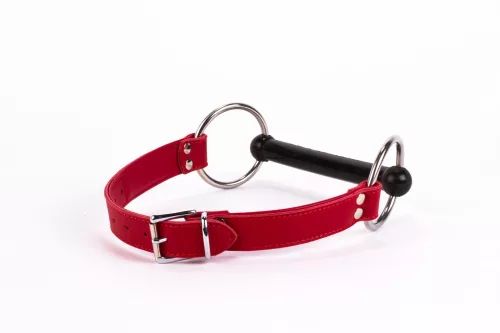 Top in pelle morbida per vitelli e imbottitura in pelle d'agnello con bocchino in silicone rosso