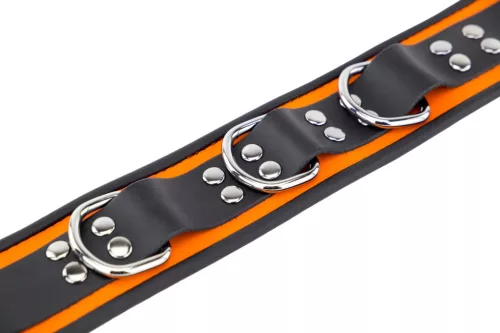 Bőrnyaklánc 3 gyűrűvel - narancs-fekete elegancia