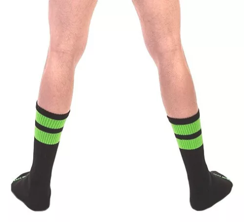 Fluoreszcens zöld edzőzokni - stílus és kényelem