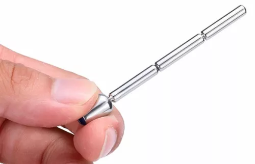 Urethral Jewel – vékony kék gyöngy, 6 cm hosszú, 4 mm átmérőjű