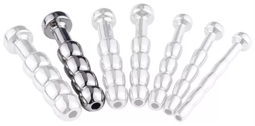 Mega – 4,5 cm-es átmérőjű, piercinges húgycső dugó