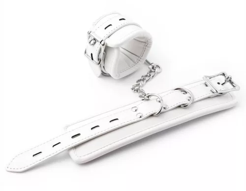 Cuff Bomb – fehér bokapántok a szenvedélyes játékhoz