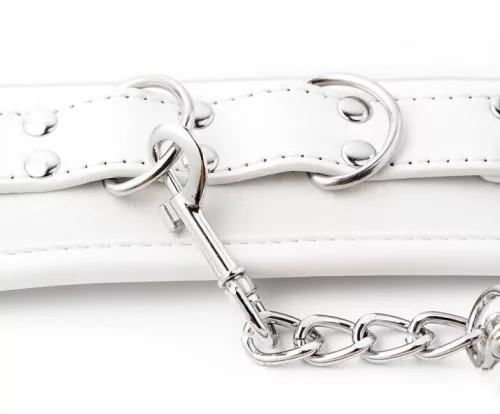 Cuff Bomb – fehér bokapántok a szenvedélyes játékhoz