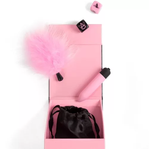 SECRET PLAY – páros örömdoboz: kockák, vibráló golyó, toll